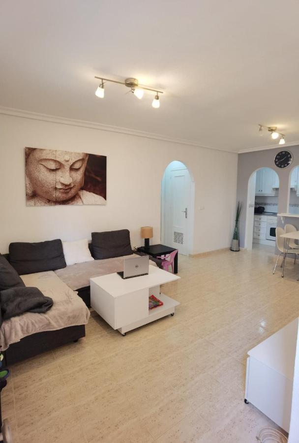 Apartament Z Duzym Tarasem Na Pieknym Osiedlu Orihuela Buitenkant foto